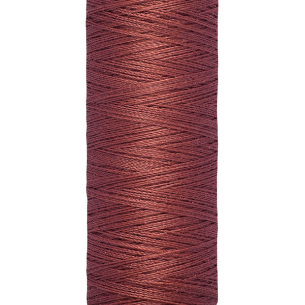 GUTERMAN SYTRÅD 200 M FG 0461