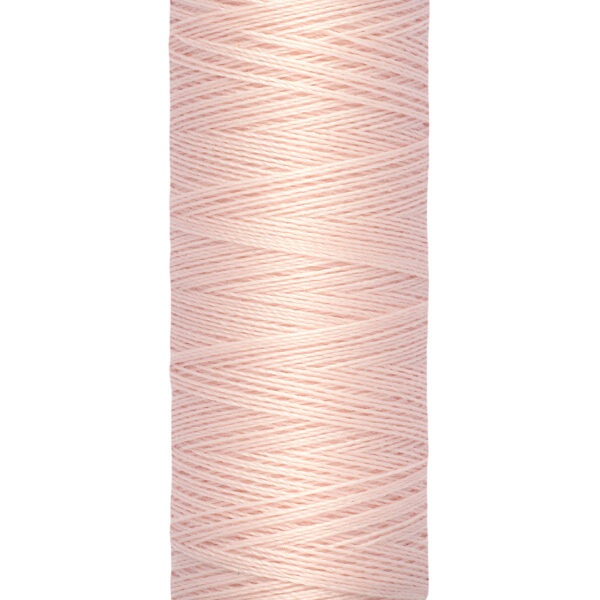 GUTERMAN SYTRÅD 200 M FG 0658