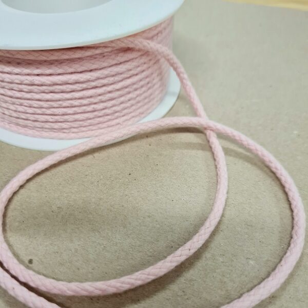 TILLBEHÖR BOMULLSSNODD 4MM LJUSROSA FG 411
