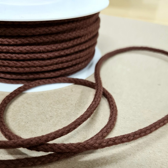 TILLBEHÖR BOMULLSSNODD 4MM BRUN FG 971