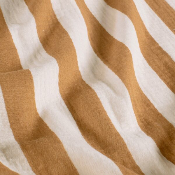 Muslin Rejäla randen Karamell-latte/off white fg 056